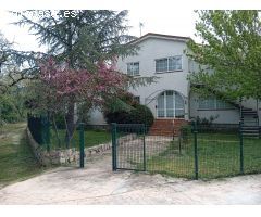 Chalet en Venta en Valdemorillo de la Sierra, Madrid
