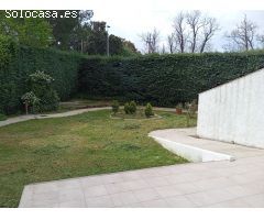 Chalet en Venta en Valdemorillo de la Sierra, Madrid