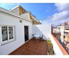 ?¡Vive al Sol en este Encantador Ático con Doble Terraza en Hospitalet, a un Paso de Barcelona!?