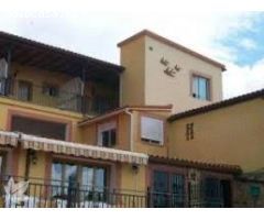 Villa de Lujo en Venta en Robledo de Chavela, Madrid