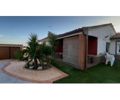 Chalet en Venta en Villa del Prado, Madrid