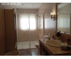 Chalet en Venta en Villa del Prado, Madrid