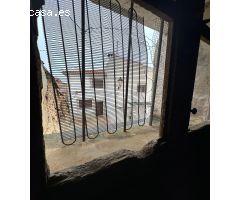 CASA DE PUEBLO EN YESTE. PARA REFORMAR