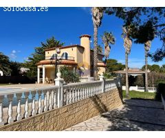 Casa a pocos metros del mar