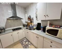 Casa independiente con piscina