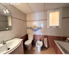 Bonito apartamento con vistas al mar