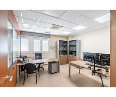 OFICINA EN VENTA CON 102 M2 CON POSIBILIDAD DE AMPLIAR HASTA 246M2 - EN EL EJIDO (ALMERÍA)