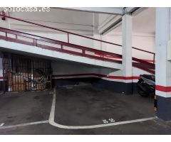 Parking para coche y 2 motos
