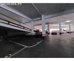 Parking para coche y 2 motos