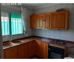 21 Inmobiliarias vende chalet en la urbanización santiago apóstol