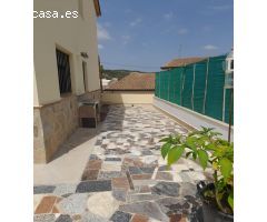 21 Inmobiliarias vende chalet en la urbanización santiago apóstol