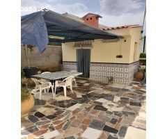 21 Inmobiliarias vende chalet en la urbanización santiago apóstol