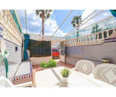 ACOGEDOR DÚPLEX DE 2 HABITACIONES, 2 BAÑOS Y JARDÍN. EN LOS ALCÁZARES, MURCIA