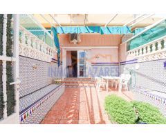 ACOGEDOR DÚPLEX DE 2 HABITACIONES, 2 BAÑOS Y JARDÍN. EN LOS ALCÁZARES, MURCIA
