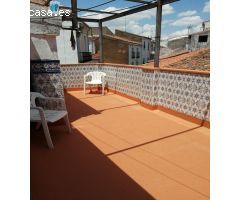 SE VENDE CASA EN ZONA PARTE ANTIGUA