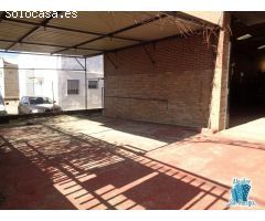 SE VENDE O ALQUILA NAVE INDUSTRIAL POLIGONO CAPELLANIAS