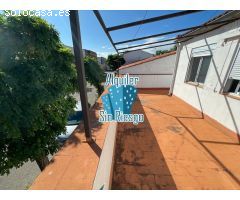 SE VENDE CASA EN ALDEA MORET