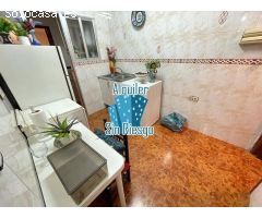 SE VENDE CASA EN ZONA ALDEA MORET