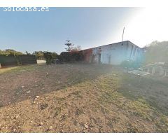 Precioso chalet con finca rústica ubicado en Santa Oliva.  RESERVADO