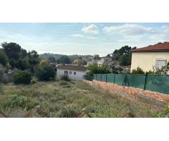 ¡Terreno de 739 m² en Segur de Calafell (Valldemar): El Espacio Perfecto para Crear lo que Imaginas!