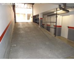 Buena plaza de garaje ubicada en el mismísimo centro de Calafell Pueblo.