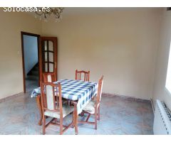 CASA AISLADA DE CAMPO CON SUS ARRIMOS, IDEALES PARA TRANSFORMAR EN BODEGA Y APARCAMIENTO