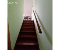 EXTRAORDINARIO CHALET ADOSADO EN UNA URBANIZACIÓN TRANQUILA DE CAMBRE