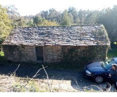 CASA PARA REFORMAR CON FINCA GRANDE EN UN ENTORNO DE NATURALEZA PRIVILEGIADO