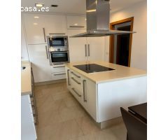 Chalet en Alquiler en A Coruña, La Coruña