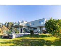 Chalet en Venta en Miñortos, La Coruña