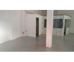 Local comercial en Alquiler en A Coruña, La Coruña