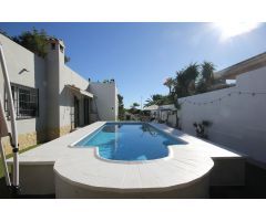 Chalet en Venta en la Nucia, Alicante