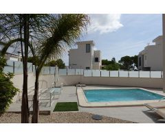 Chalet en Venta en la Nucia, Alicante