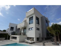 Chalet en Venta en la Nucia, Alicante