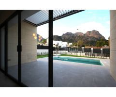 Chalet en Venta en Polop de la Marina, Alicante