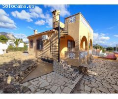 Chalet en Venta en la Nucia, Alicante