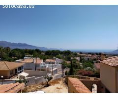 Chalet en Venta en la Nucia, Alicante