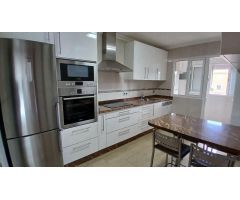 Piso en alquiler de 3 habitaciones zona Siete Palmas