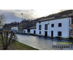 Se vende conjunto de casa, cuadra y pajar para reformar en Unquera, Val de San Vicente.