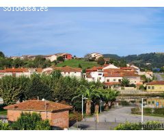 Se vende amplio piso de tres dormitorios con preciosas vistas en Val de San Vicente
