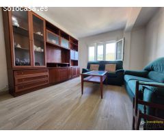 Se vende amplio piso de tres dormitorios con preciosas vistas en Val de San Vicente