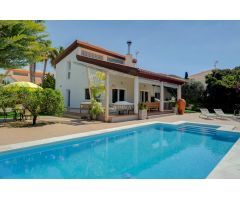 Chalet de 3 habitaciones con piscina y huerto en Bonalba Alta (Busot)