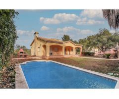 EN VENTA CHALET INDEPENDIENTE EN OLIVELLA