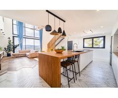Espectacular vivienda independiente a cuatro vientos en Torrelles de Llobregat