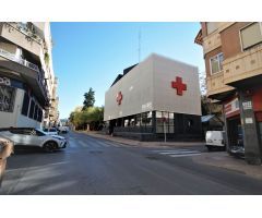 303 Plaza de garaje abierta muy amplia para coche y motos