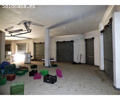 Local Comercial, bien ubicado, con entrada a dos calles.