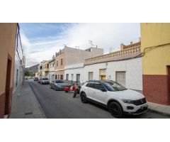 Casa de planta baja en zona barrio Estación de Elda
