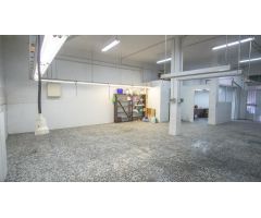 Local ideal para negocio o almacén en zona Murillo de Elda