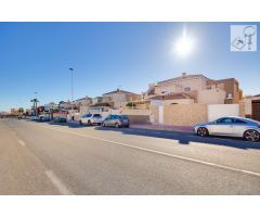 DUPLEX RECIEN REFORMADO!! 3 DORMITORIOS 2 BAÑOS EN AGUAS NUEVAS!!