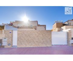DUPLEX RECIEN REFORMADO!! 3 DORMITORIOS 2 BAÑOS EN AGUAS NUEVAS!!